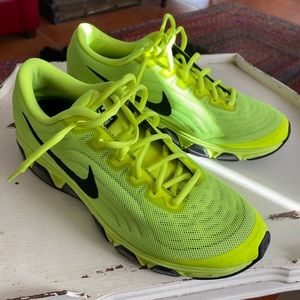 Mens Nike Tailwind 6 Running Shoes Size 9